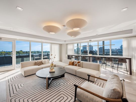 For Lease - 8 Manor Road Unit# 711, Toronto, Ontario - Photo 1