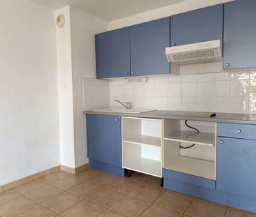 Location Appartement 3 pièces 55m² NARBONNE 11100 - Photo 2