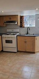 1 Bedroom basement apartment in Little Italy - Photo 1