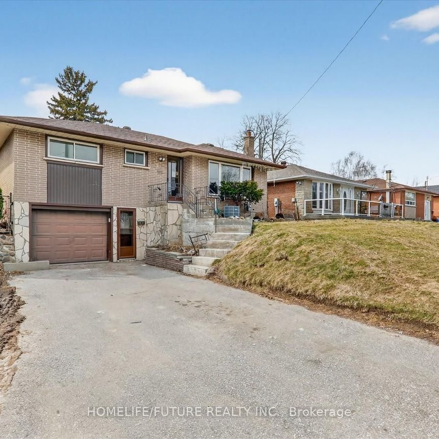 For Lease - 146 Oriole Street, Oshawa, Ontario - Photo 1