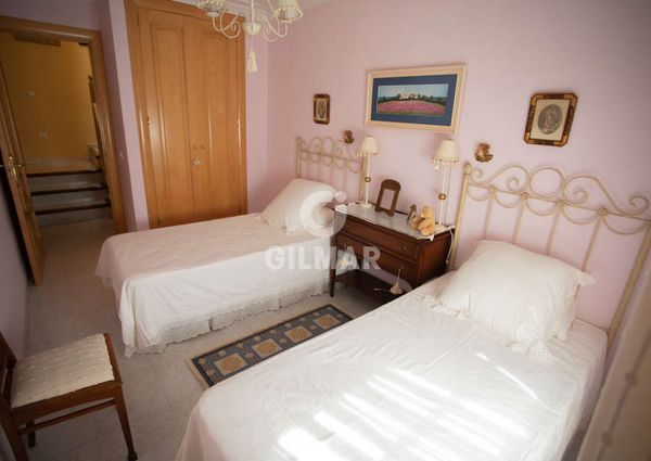 Chalet Adosado en alquiler en Casares – Málaga | Gilmar Consulting