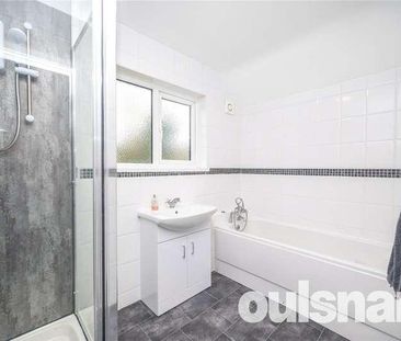 Sandy Croft, Birmingham, West Midlands, B13 - Photo 3