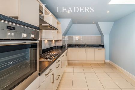 2 bedroom apartment to rent Sonnet Court, 2 Tennyson Road, Worthing, BN11 - Photo 5