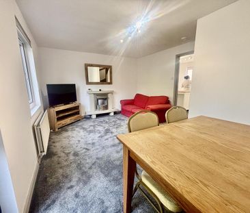 2 bedroom house to rent - Photo 1