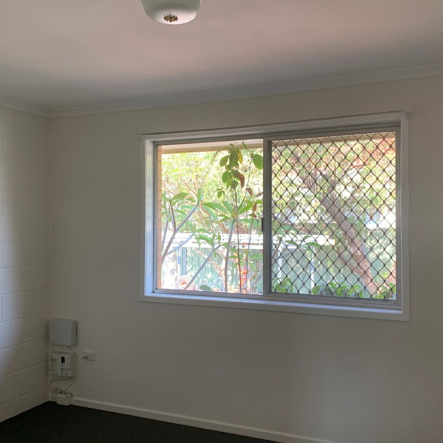 2/5 Jarrah Street - Photo 1