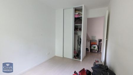 Location Appartement 3 pièces 56m² MONT ST AIGNAN 76130 - Photo 3