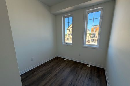 For Lease - 29 Pogie Drive, Welland, Ontario - Photo 4