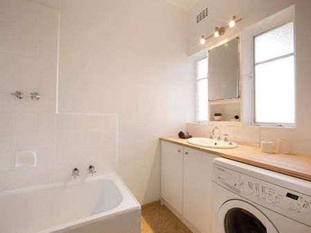 6/61 Maltravers Road, Ivanhoe East VIC 3079 - Photo 5