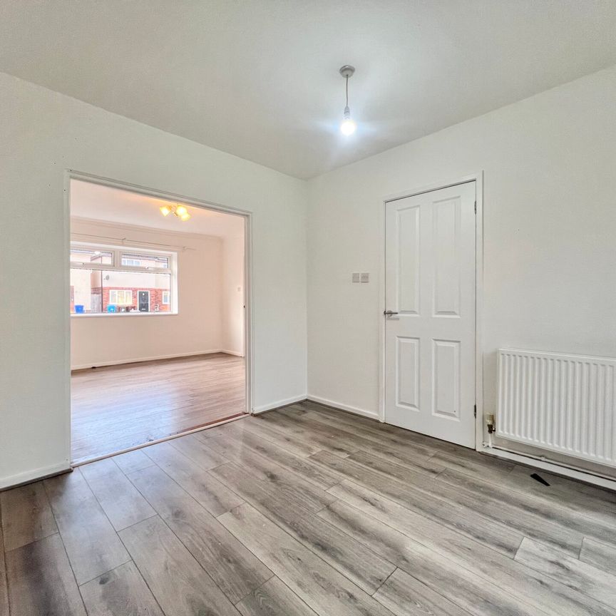 Myrtle Avenue - Photo 1