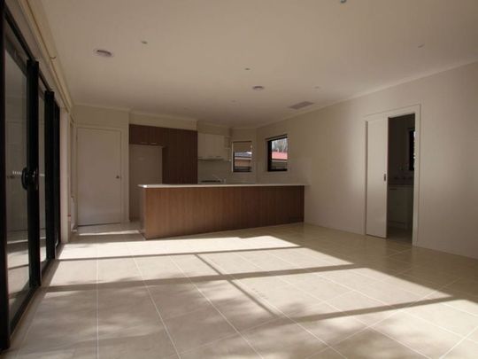 1/13 Armstrongs Road Seaford VIC - Photo 1