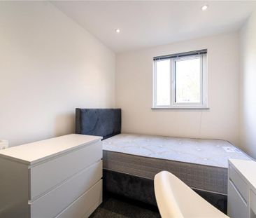 6 bedroom house to rent - Photo 3