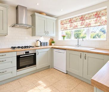 3 bedroom terraced house to rent - Photo 4