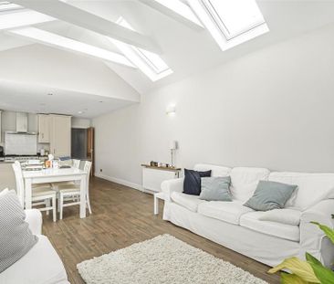 3 bedroom maisonette to rent - Photo 1