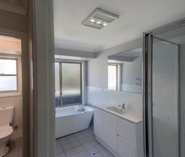 BEAUTIFUL 3 BEDROOM HOME - Photo 6