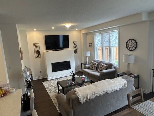 For Lease - 52 Seaton Crescent, Tillsonburg, Ontario - Photo 1