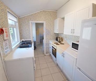 3 bedroom House To Let - Photo 5