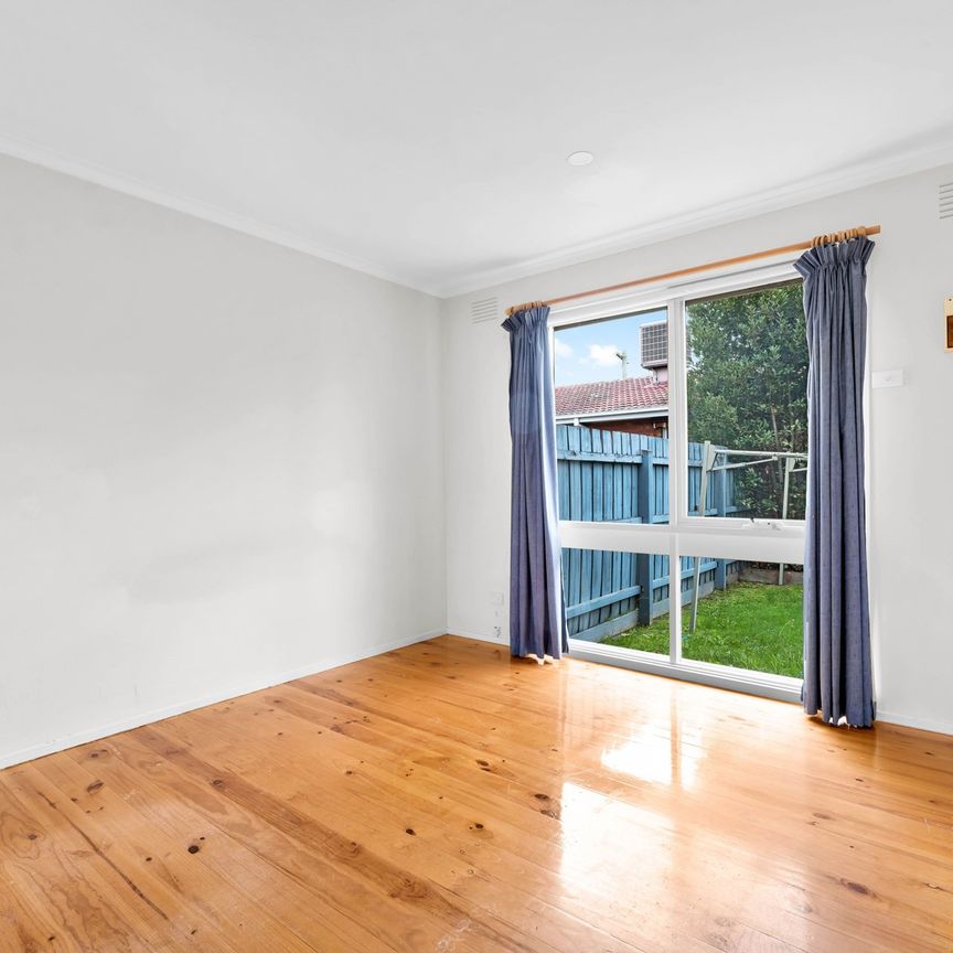 1 Bedroom Unit - Great Location! - Photo 1