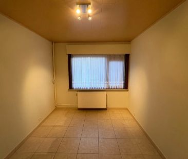 Ruime gelijkvloerse woning met 3 slaapkamers in rustige omgeving. - Foto 3