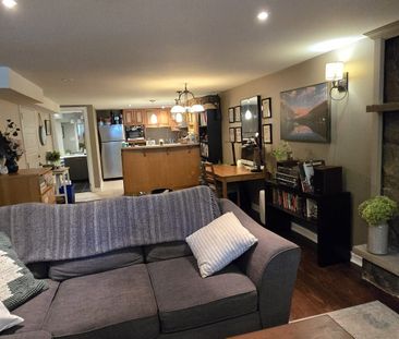 For Lease - 30 Collins Crescent Unit# Bsmt, Aurora, Ontario - Photo 2