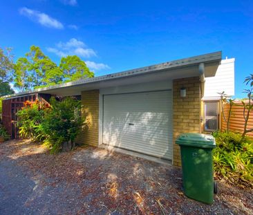 Recently renovated family home! Ocean Views!! - Photo 1