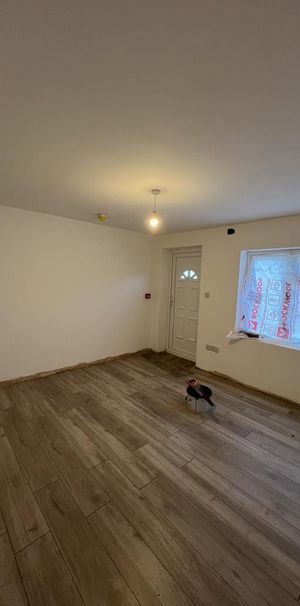 3 bedroom flat to rent - Photo 1