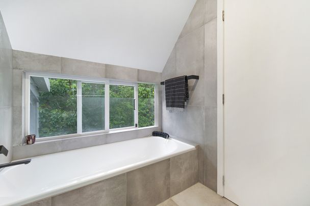 Rare Family Sanctuary in Nature - Photo 1