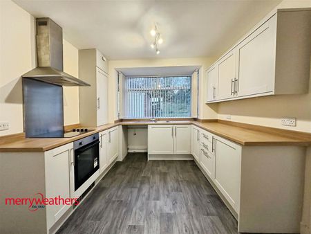 3 bed semi-detached house to rent in Hall Crescent, Rotherham, S60 - Photo 5