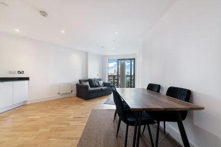 One bedroom apartment to rent in Cityview Point, E14 - Photo 3