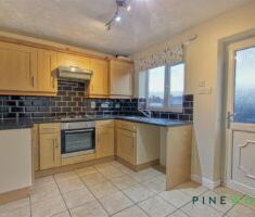 2 BEDROOM House - Mid Town House - Photo 6