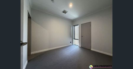 3x2 Home - Great Location! - Photo 5