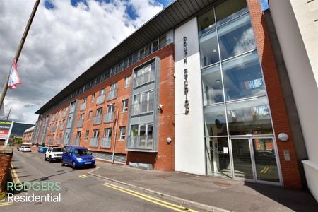 South Studios, 15 Tates Avenue, Belfast - Photo 2