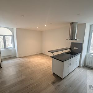 Location Appartement 2 pièces 52m² GRAMAT 46500 - Photo 2