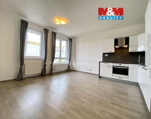 Pronájem bytu 2+kk 58 m² - Fotografie 1