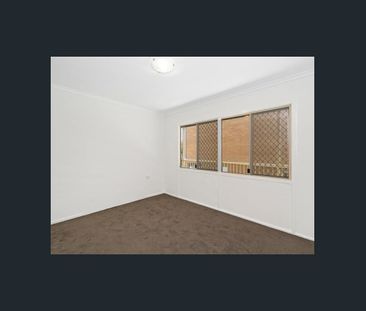 Shoreline living - Photo 3