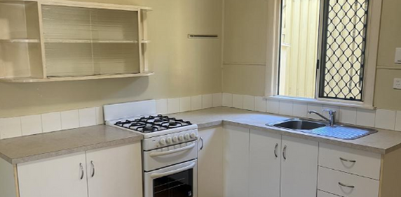 3/52 Eyre Street, North Ward - Photo 2