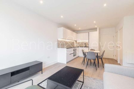 Exploration Way, Slough, SL1 - Photo 5