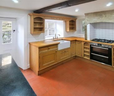 3 bedroom end of terrace house to rent - Photo 6