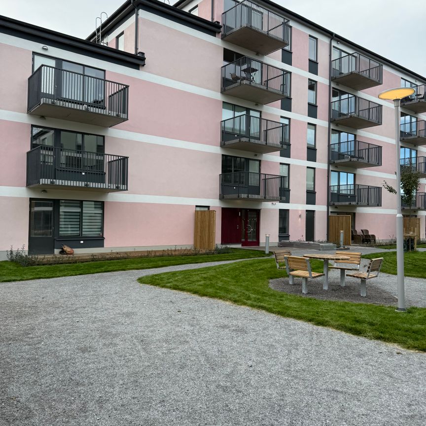 Finkmossvägen, Tumba - Photo 2