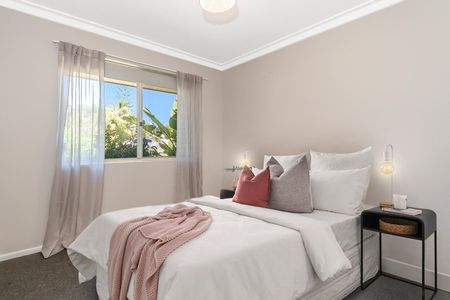 Refreshed 3 x 1 Home - Available Now - Photo 3