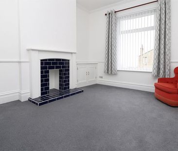 2 bedroom House To Let - Photo 3