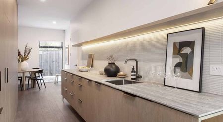 Executive-Style Living in Prime Merivale Location: *** MULTI-PROPERTIES at this address available*** - Photo 2