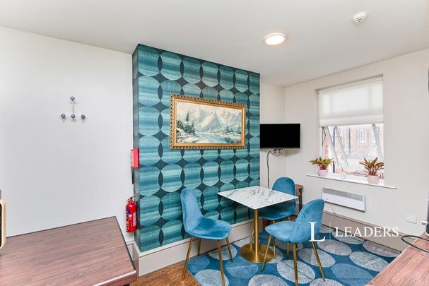 1 bedroom flat to rent - Photo 1