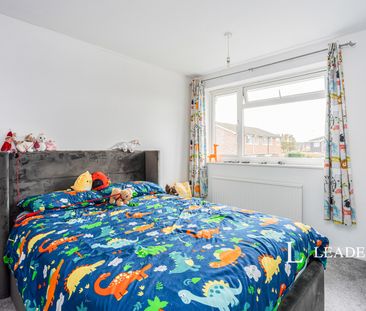 3 bedroom house to rent Badgers Walk, Burgess Hill, RH15 - Photo 3