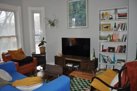 For Lease - 133 Brock Street Unit# 2nd Floor, Toronto, Ontario - Photo 2