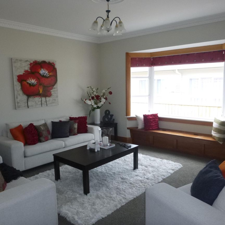 Beautiful in boulcott! - Photo 1