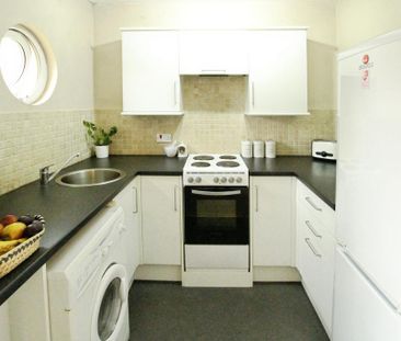 1 bedroom flat to rent - Photo 6
