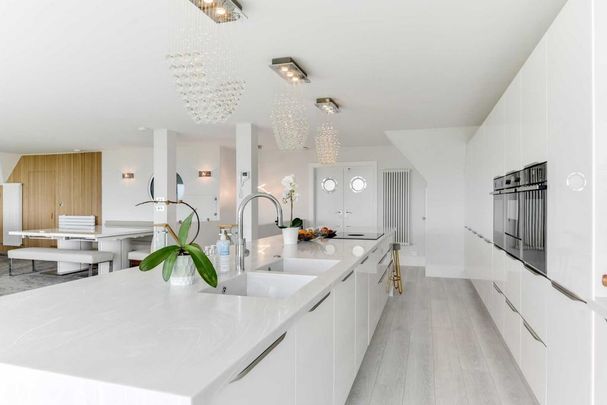 5 bedroom detached house to rent - Photo 1