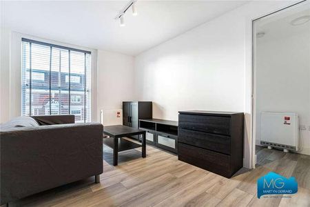 High Street, Barnet, EN5 - Photo 3