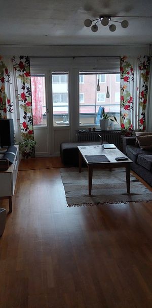 Axtorpsvägen, Umeå - Photo 1