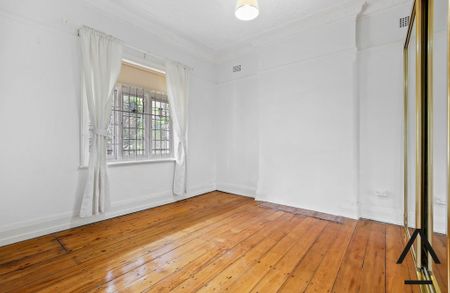 Perfectly Positioned 3-Bedroom Home in the Heart of Dulwich Hill - Photo 5